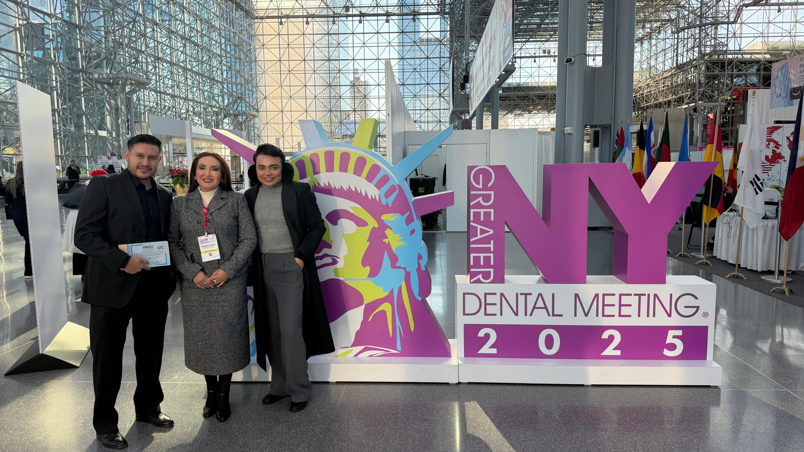 UQI presente en el GNY Dental Meeting 2025 con destacada participación académica.